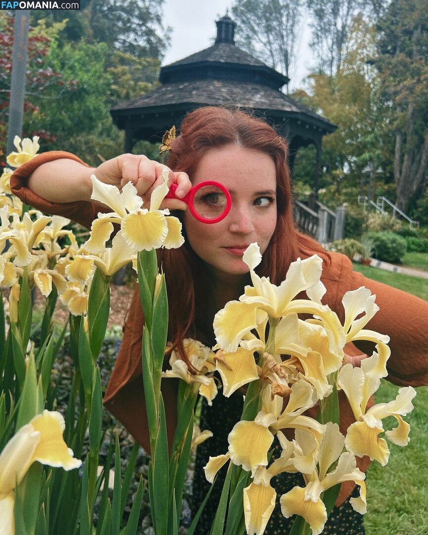 Erin Timony / Fresh Blush ASMR / Goodnight Moon / fresh.blush / goodnightmoonasmr Naakt OnlyFans  Gelekte foto #3