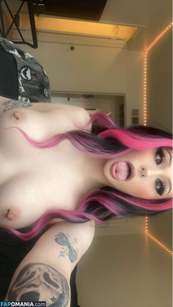 Gr4v3y4rdkandi3 / gr4v3y4rdkand13 / https: Naakt OnlyFans  Gelekte foto #2