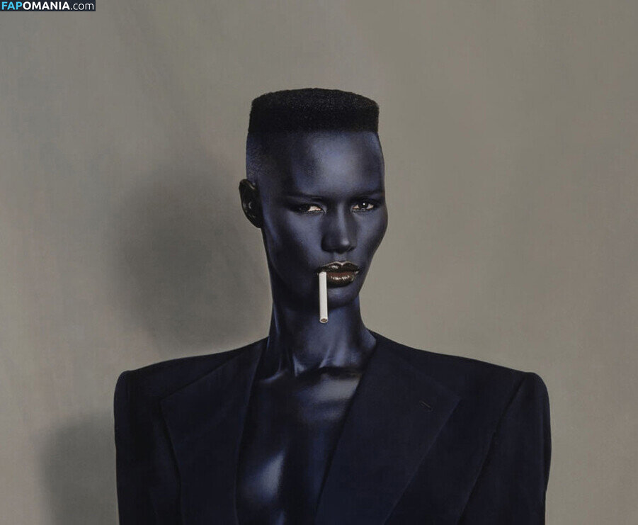 Grace Jones / gracejonesofficial / https: Naakt OnlyFans  Gelekte foto #1