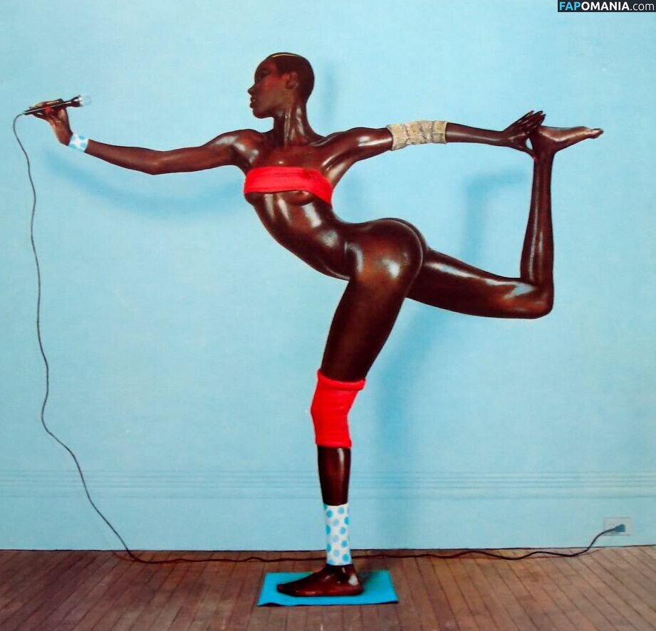 Grace Jones / gracejonesofficial / https: Naakt OnlyFans  Gelekte foto #2