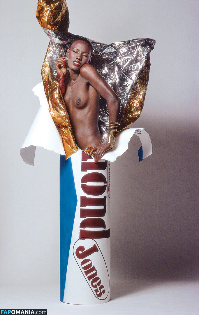 Grace Jones / gracejonesofficial / https: Naakt OnlyFans  Gelekte foto #4