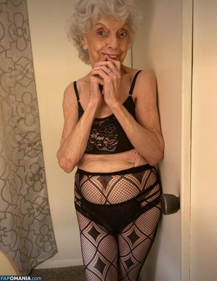 Grandma Linda Lindahope1939 Lucy-cutest / grandma_lindaaa / lindahope1939 Naakt OnlyFans  Gelekte foto #5