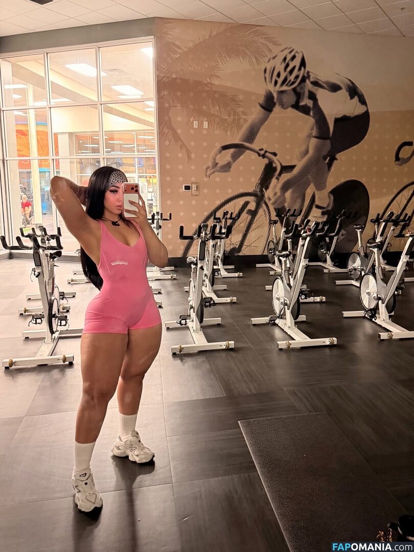 Genesis vargas / Gvargas_20 Naakt OnlyFans  Gelekte foto #11