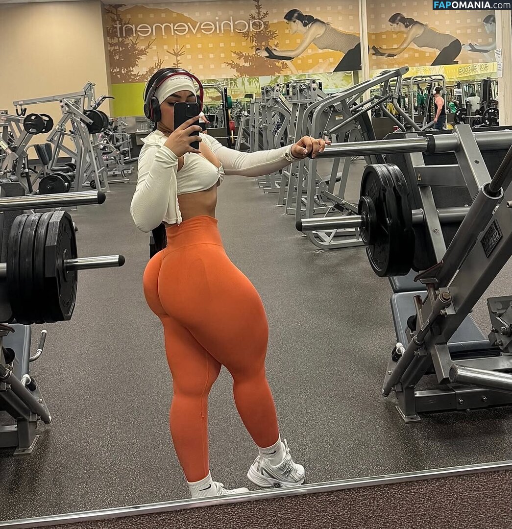 Genesis vargas / Gvargas_20 Naakt OnlyFans  Gelekte foto #12