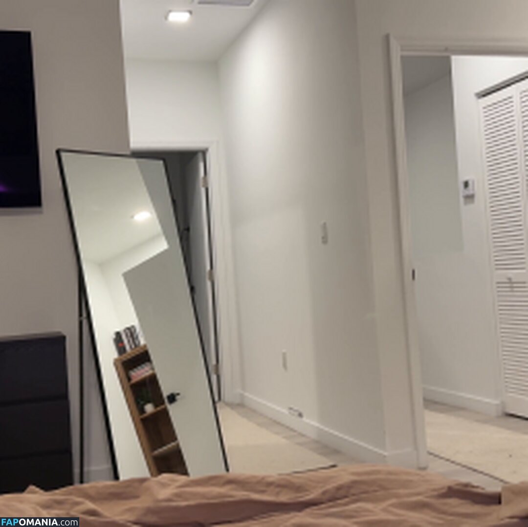 Gypsy Rose / Gypsyrose_137 / gypsygeyser / gypsyrose5star / https: / riotgypsyrose Naakt OnlyFans  Gelekte foto #1