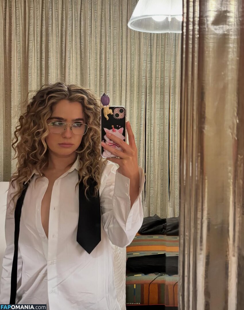 Haley Lu Richardson / haleyluhoo Naakt OnlyFans  Gelekte foto #200