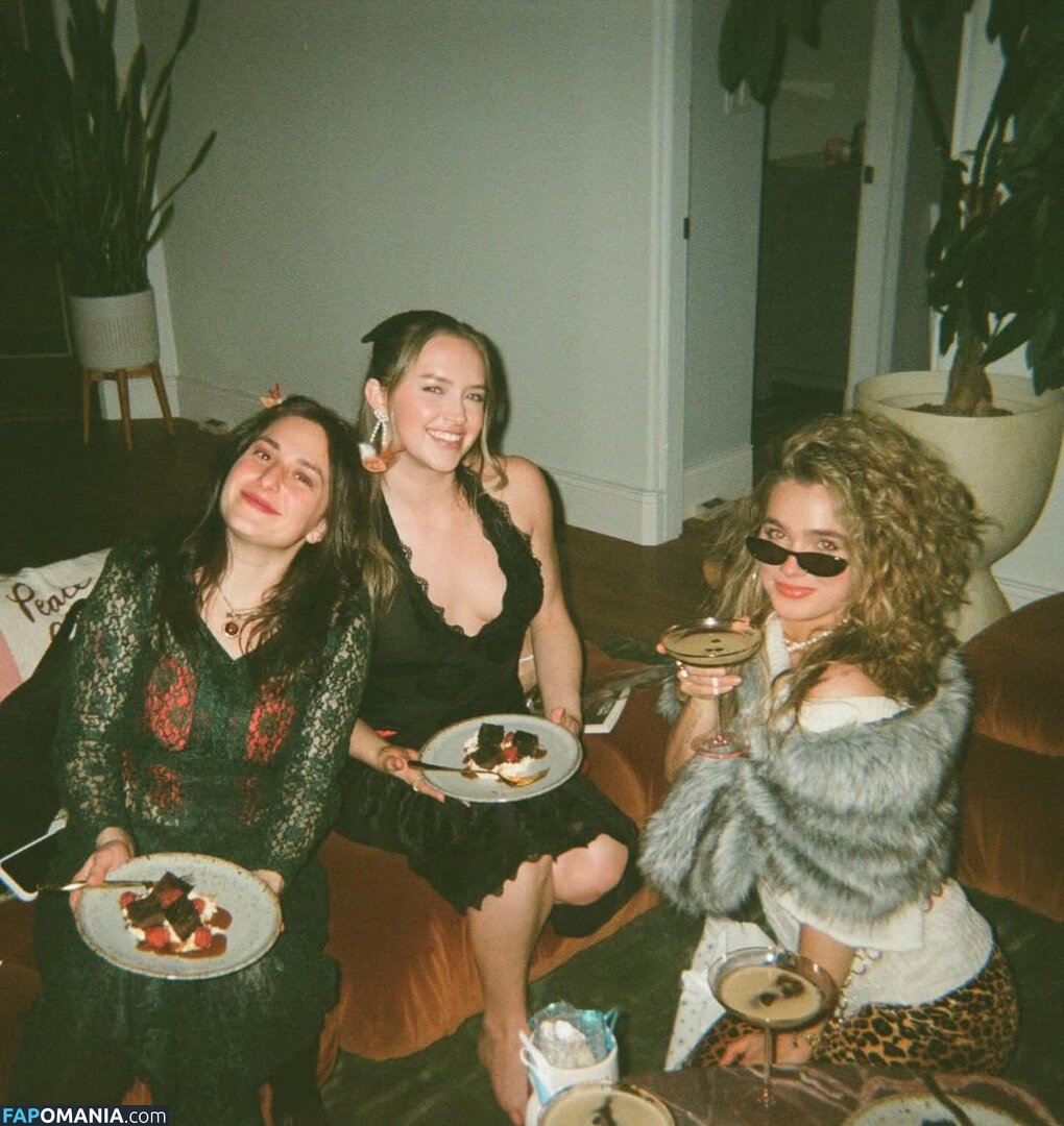 Haley Lu Richardson / haleyluhoo Naakt OnlyFans  Gelekte foto #203