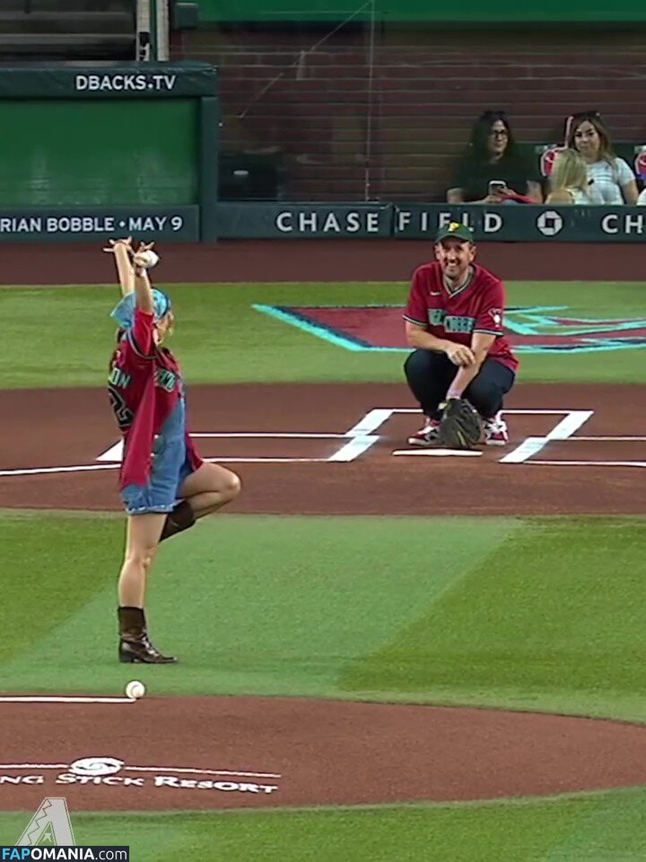 Haley Lu Richardson / haleyluhoo Naakt OnlyFans  Gelekte foto #212