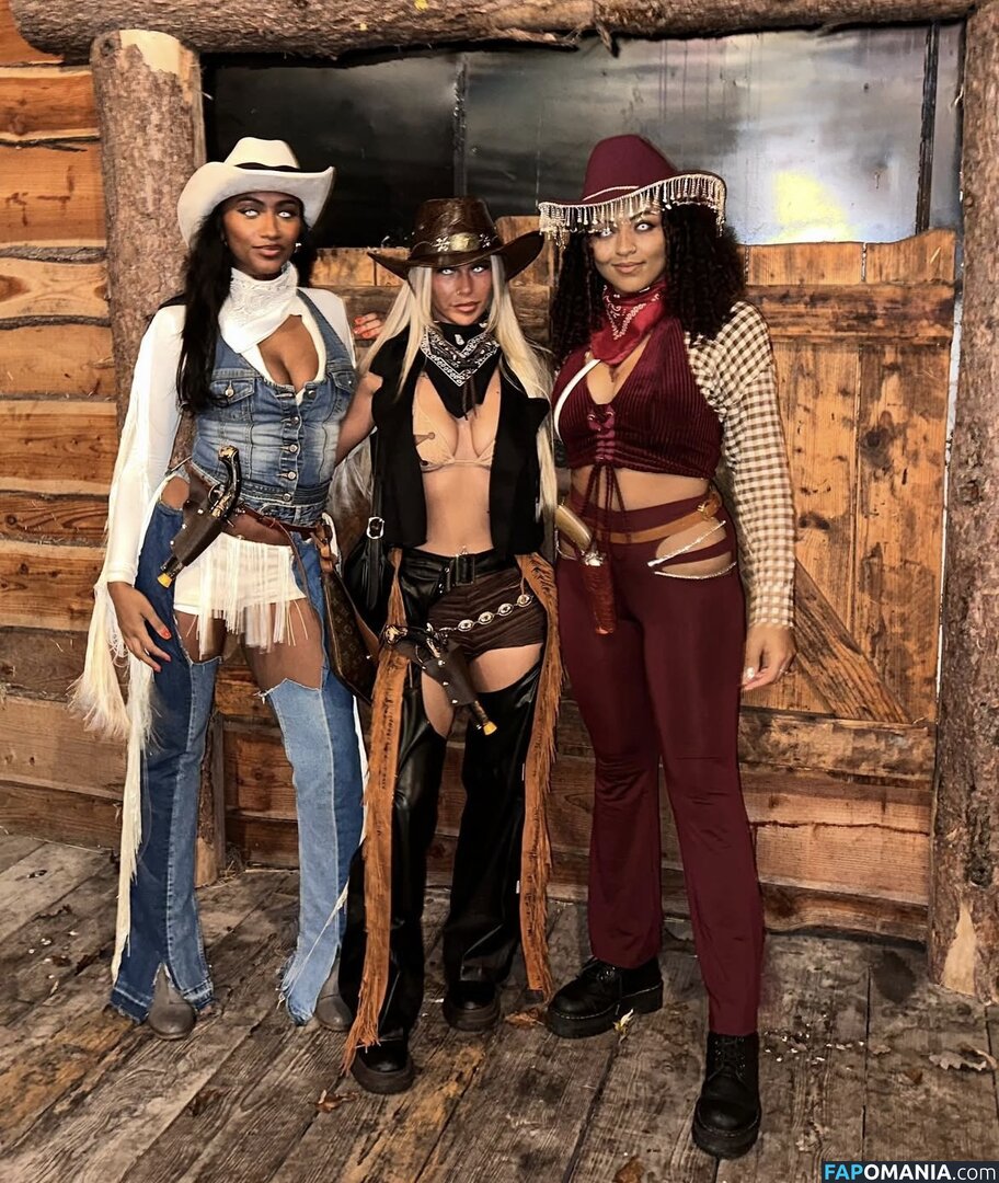 Halloween Sluts Naakt OnlyFans  Gelekte foto #5