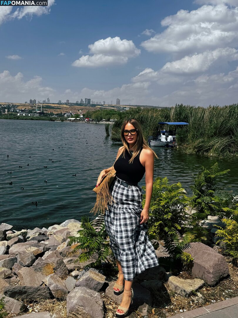 Hande Sarıoğlu / hndsar Naakt OnlyFans  Gelekte foto #3