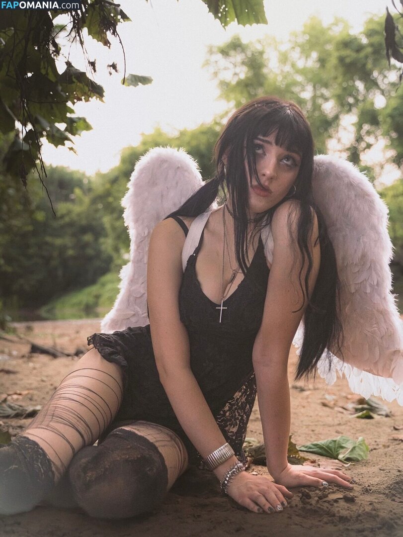 Heilokittyloser / Mymelodyloser / PJ Naakt OnlyFans  Gelekte foto #7