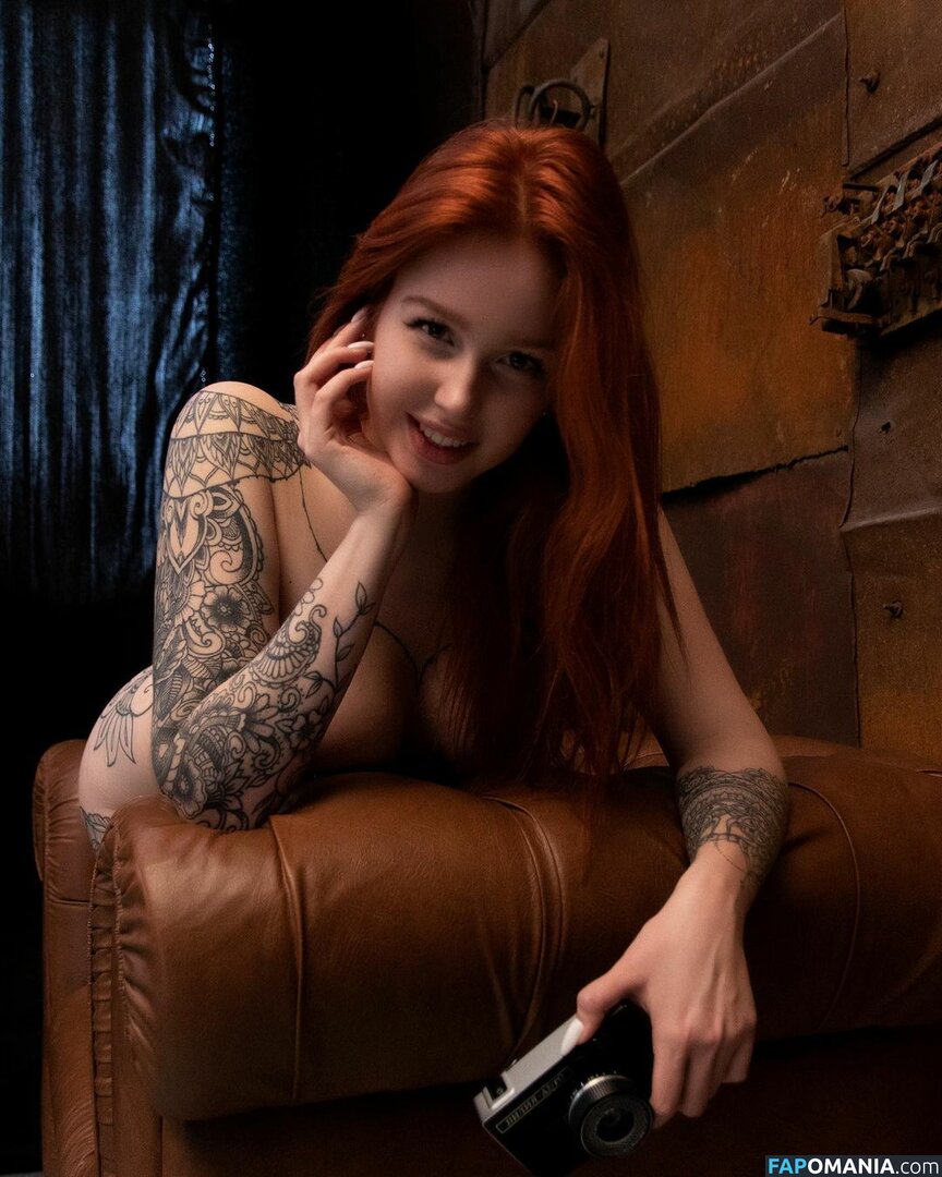 Hell Voron / Olga Voronina / hell_voron Naakt OnlyFans  Gelekte foto #3