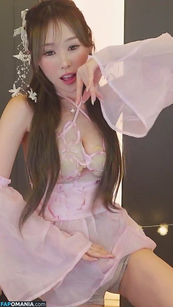 bye.kiko / hello_kiko / hellokiko_ Naakt OnlyFans  Gelekte foto #48