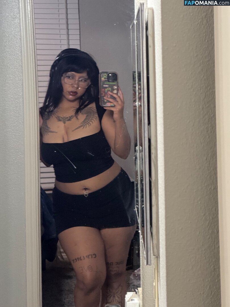 hopeurot Naakt OnlyFans  Gelekte foto #2