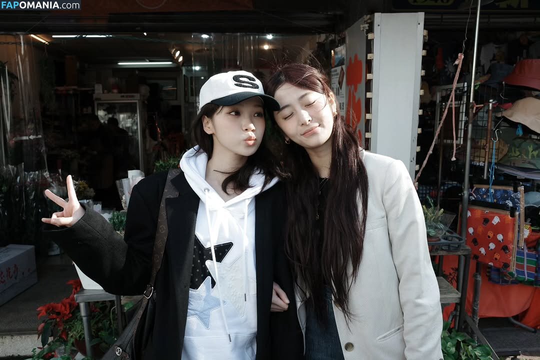 Huh Yunjin 허윤진 / LESSERAFIM / yunjin_lesserafims Naakt OnlyFans  Gelekte foto #12