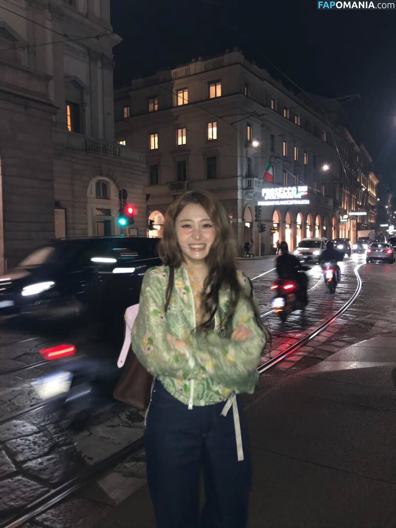 Huh Yunjin 허윤진 / LESSERAFIM / yunjin_lesserafims Naakt OnlyFans  Gelekte foto #20