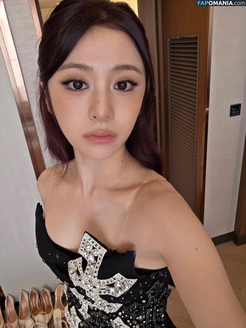 Huh Yunjin 허윤진 / LESSERAFIM / yunjin_lesserafims Naakt OnlyFans  Gelekte foto #36