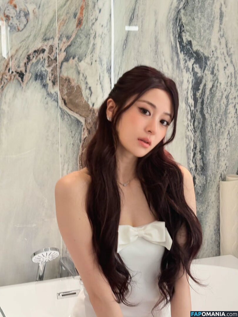 Huh Yunjin 허윤진 / LESSERAFIM / yunjin_lesserafims Naakt OnlyFans  Gelekte foto #42