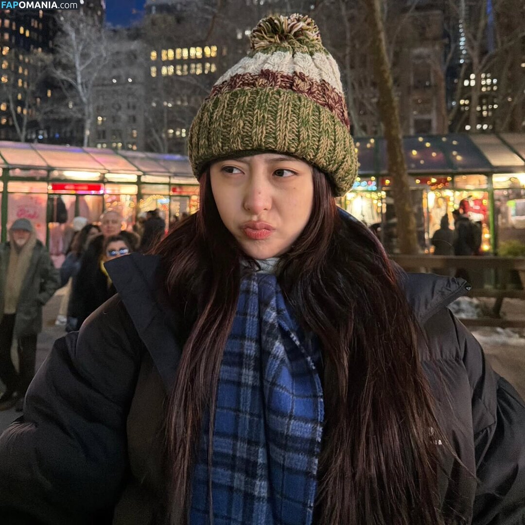 Huh Yunjin 허윤진 / LESSERAFIM / yunjin_lesserafims Naakt OnlyFans  Gelekte foto #51