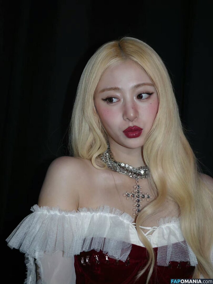Huh Yunjin 허윤진 / LESSERAFIM / jenaissante Naakt OnlyFans  Gelekte foto #56