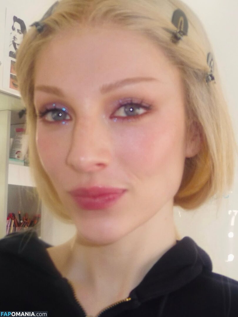 Hunter Schafer / hunterschafer Naakt OnlyFans  Gelekte foto #5