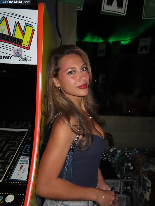 Alana / Lala / alanaluvxxx / iam.la.la / la.something Naakt OnlyFans  Gelekte foto #3