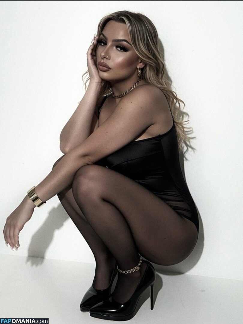 Iamsamvela / Samuela Cecchini Naakt OnlyFans  Gelekte foto #1