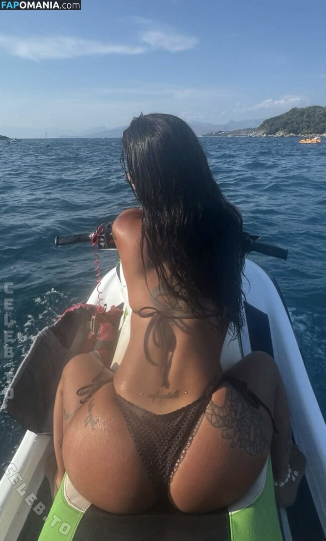 Iamsaraly Naakt OnlyFans  Gelekte foto #4