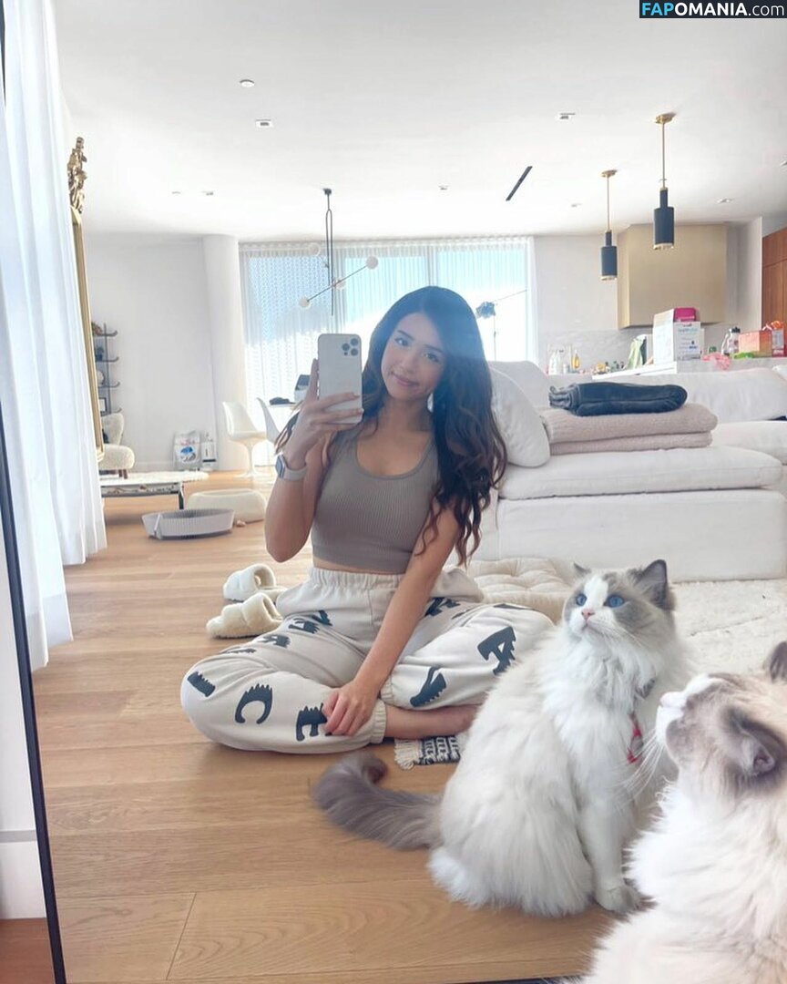 imane / imane... / pokimane Naakt OnlyFans  Gelekte foto #5