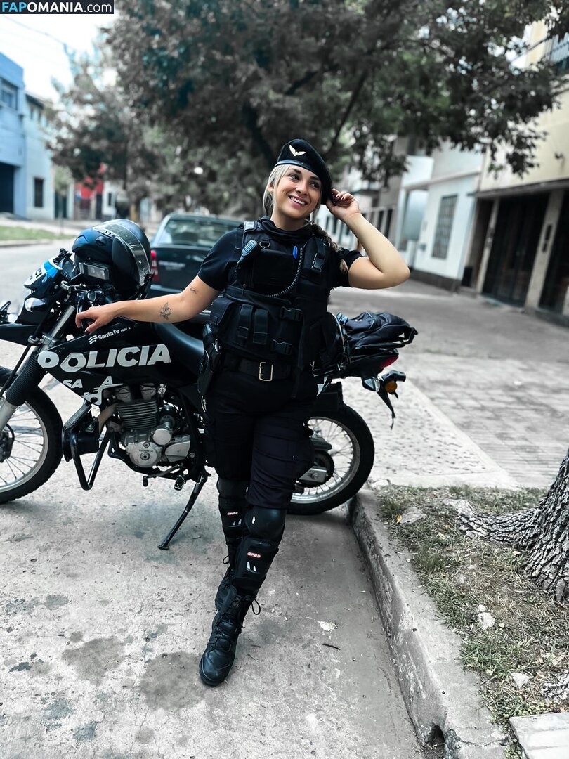 In And Out Uniform Naakt OnlyFans  Gelekte foto #25