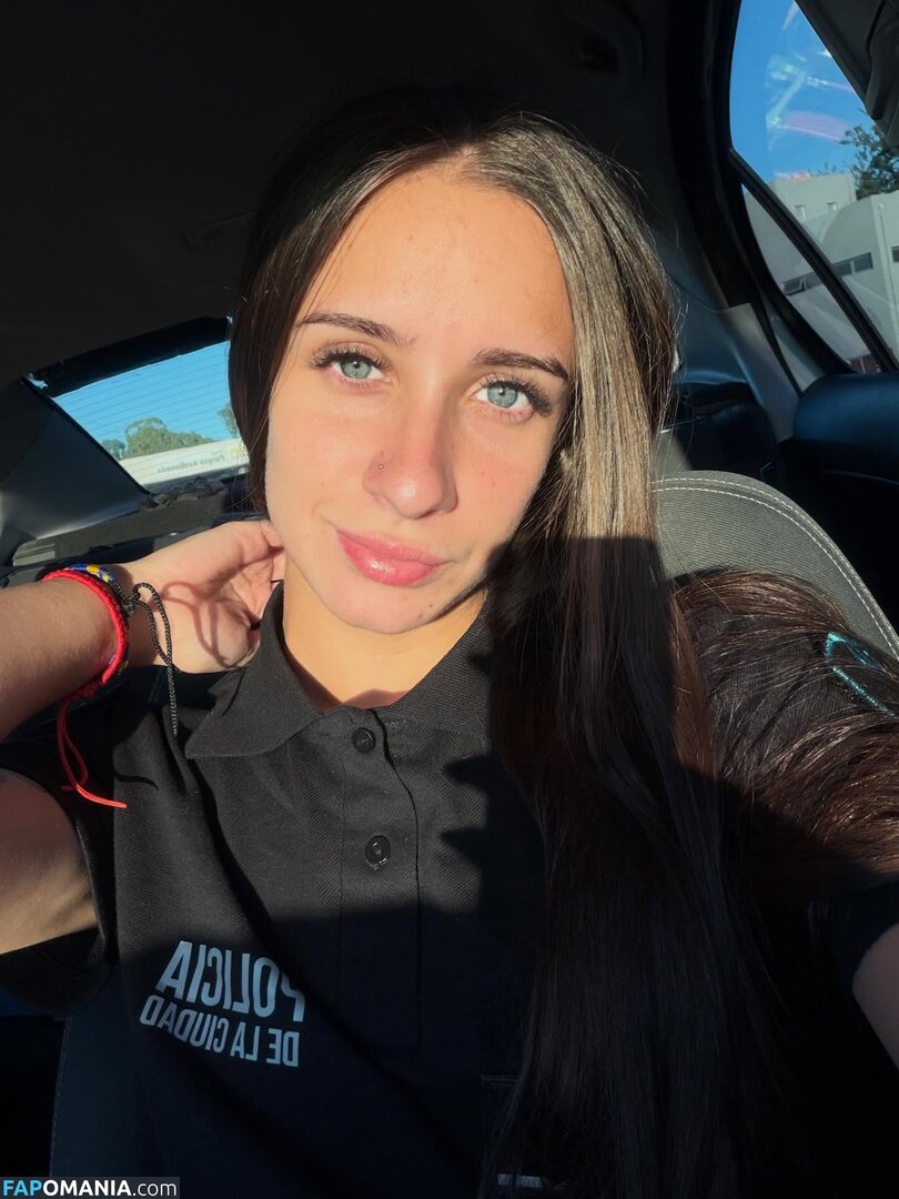 In And Out Uniform Naakt OnlyFans  Gelekte foto #59