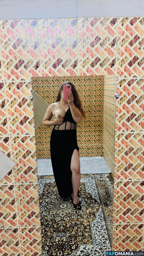 Indian Naughty Stuff / https: / justnaughtystuf / urvashi_apsaraa Naakt OnlyFans  Gelekte foto #2
