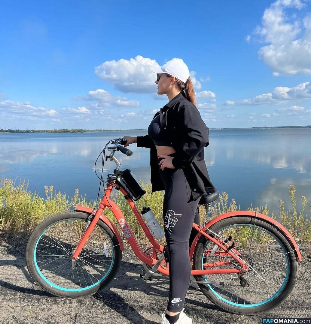 afinalove_model / inna_love69vip / innaluve Naakt OnlyFans  Gelekte foto #192
