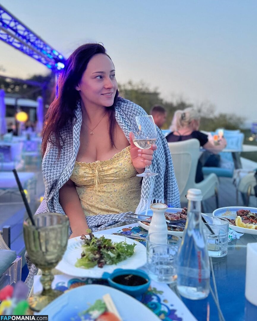 afinalove_model / inna_love69vip / innaluve Naakt OnlyFans  Gelekte foto #226