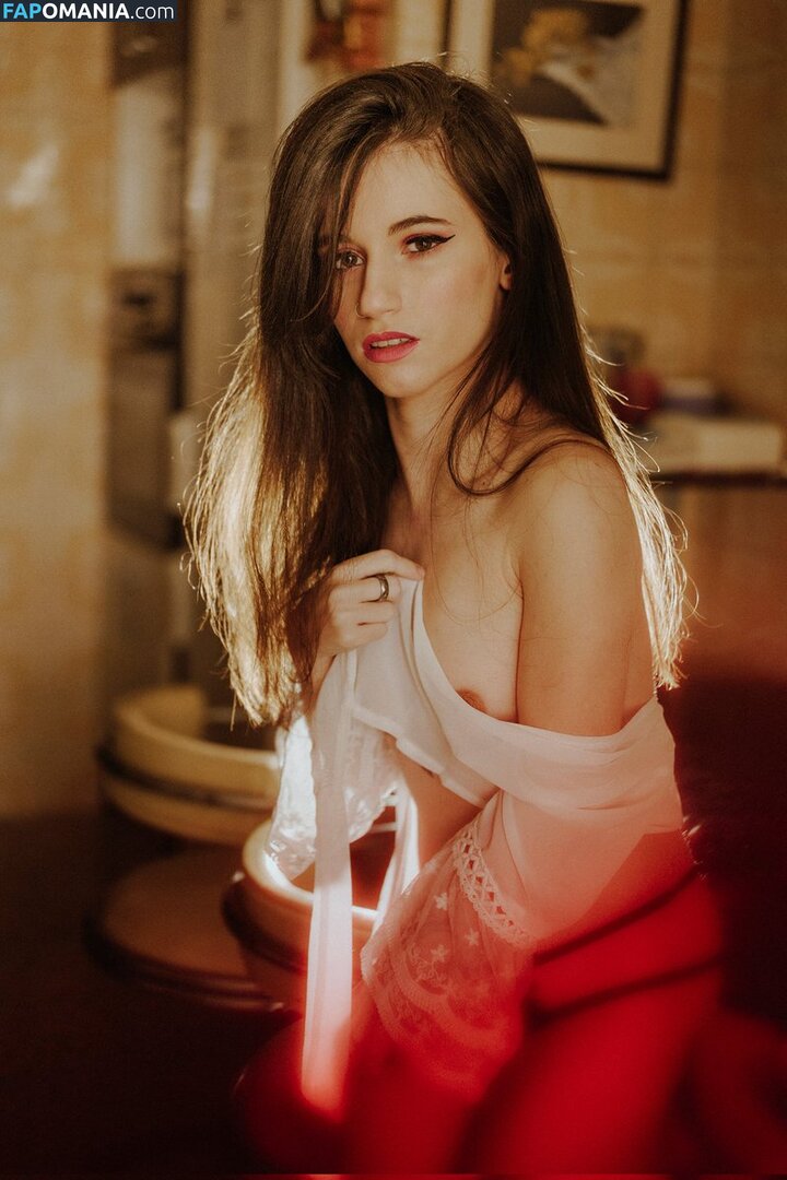 Irina Rivas / irinarivas_98 Naakt OnlyFans  Gelekte foto #34