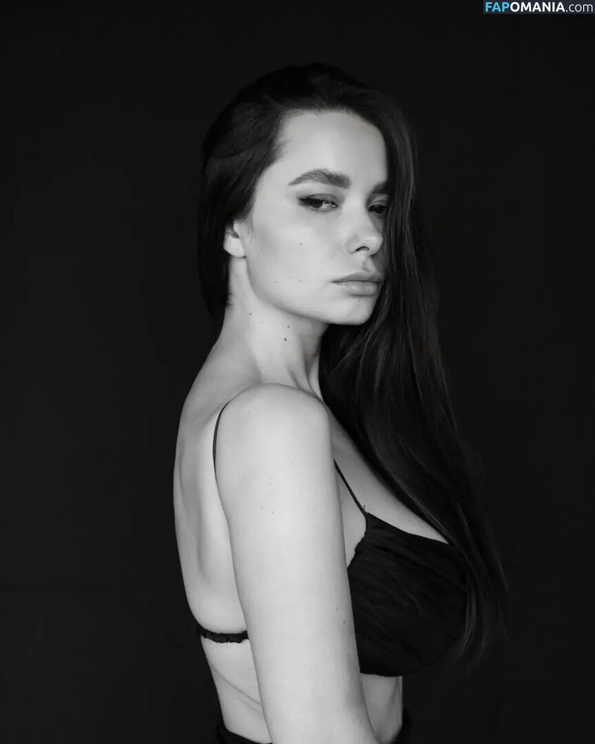 Irina Verina / irinassolo Naakt OnlyFans  Gelekte foto #6