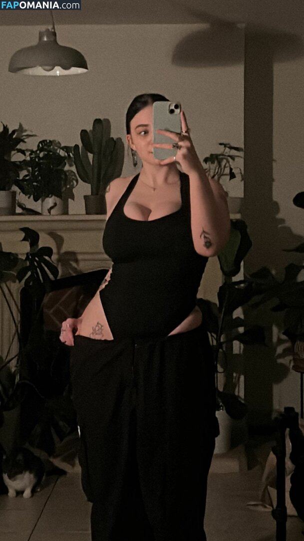 Isabella Dorta / isabelladortapoetry444 Naakt OnlyFans  Gelekte foto #135