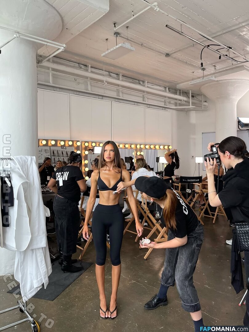 Isabella Mathers / isabellemathers / isabellemathersx Naakt OnlyFans  Gelekte foto #2