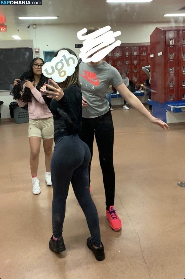 Issaa_j / issaa.j Naakt OnlyFans  Gelekte foto #1