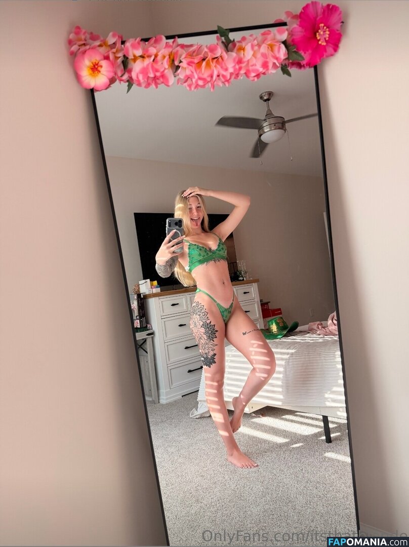Hailey / Its_thatonetallgirl / akhailey01 / itsthatpinkypie Naakt OnlyFans  Gelekte foto #2