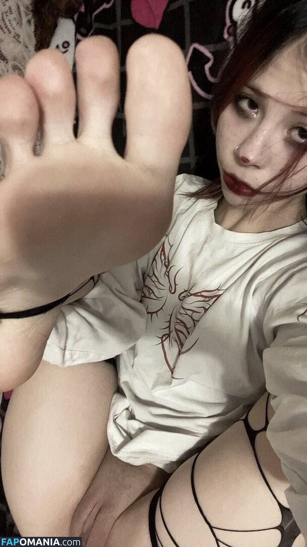 Izolyator Natsuki Naakt OnlyFans  Gelekte foto #3