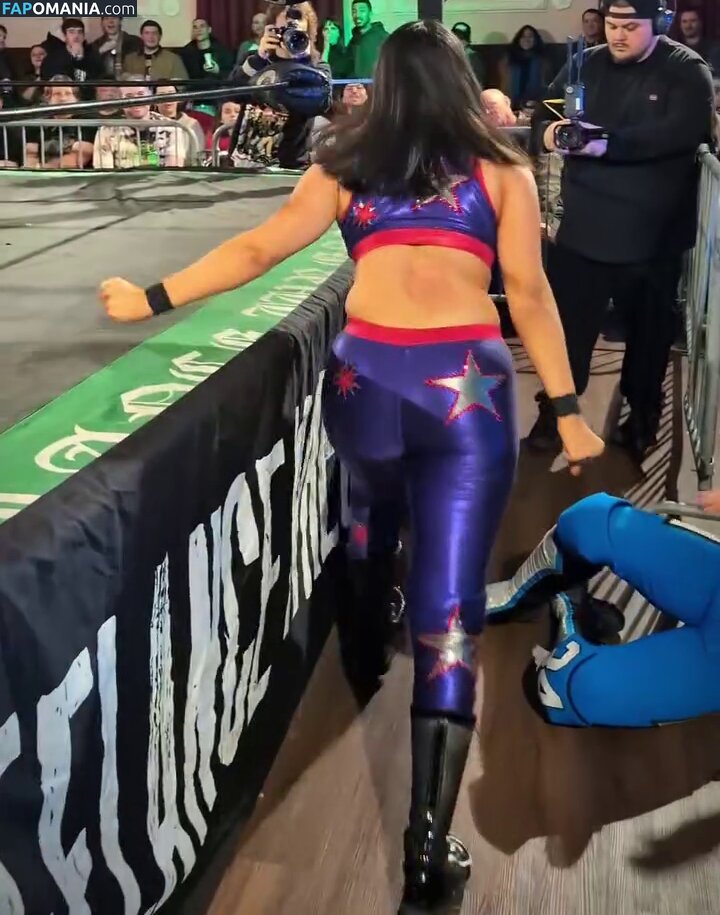Izzy Moreno  / Izzy Moreno / ItsIzzyMania / itsizzymania Naakt OnlyFans  Gelekte foto #6