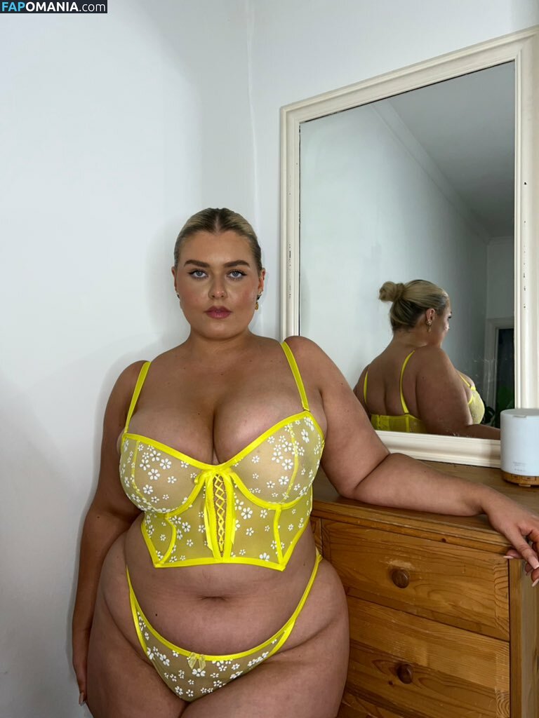Izzy Nicholls / https: / isabelnichollsnall Naakt OnlyFans  Gelekte foto #1