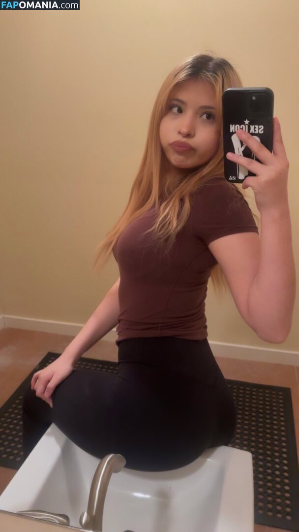 Izzy Rivas / imlizarey / izz1.r Naakt OnlyFans  Gelekte foto #6