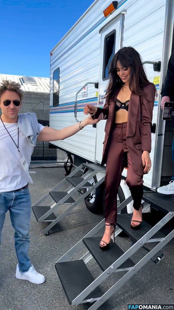 Jenna Ortega / Page / jennaortega Naakt OnlyFans  Gelekte foto #376