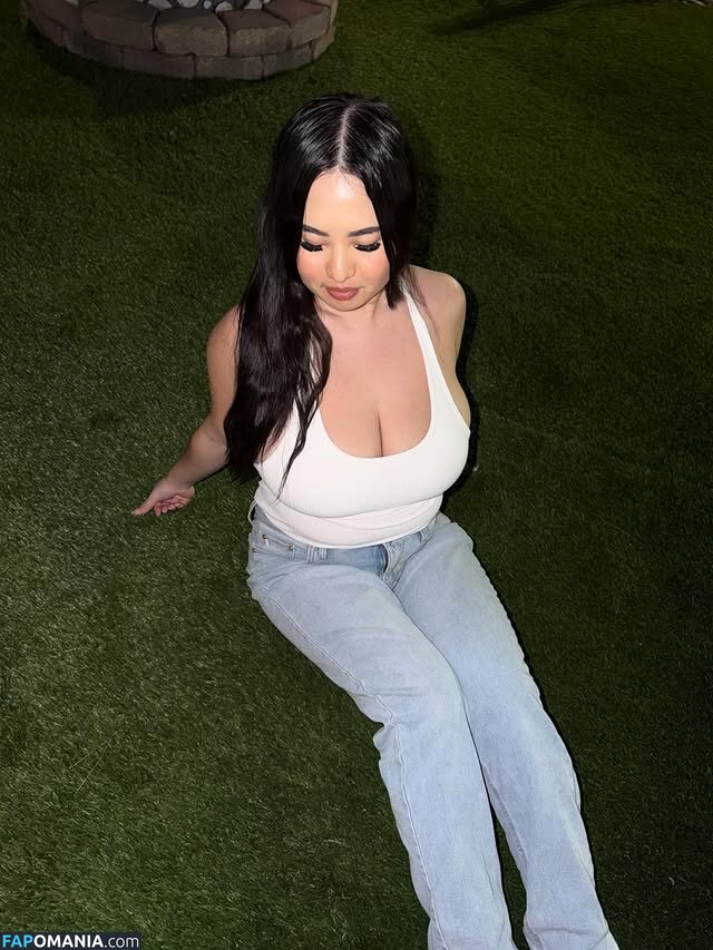 Jennifer Vang / jennifervang_ Naakt OnlyFans  Gelekte foto #4