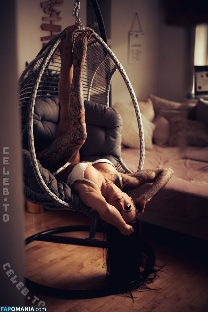 Jenny Pfeiffer Naakt OnlyFans  Gelekte foto #3