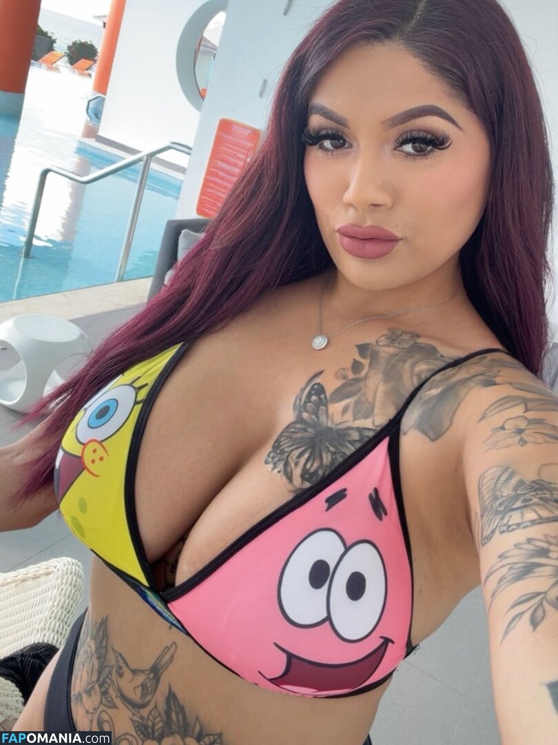 Jessica Elliott / Jessica Estrada / https: / jesslilyelliott / pinky_von_tease / pinkyvont Naakt OnlyFans  Gelekte foto #11
