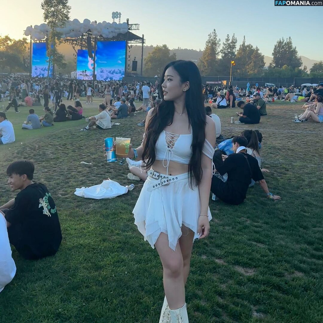 AGirlAndAGame / Jessica / h.yojeong / jessicahkim / jessicanigri Naakt OnlyFans  Gelekte foto #191