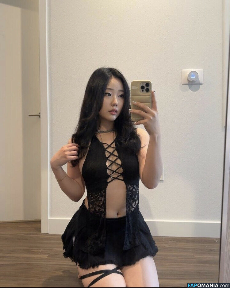 AGirlAndAGame / Jessica / h.yojeong / jessicahkim / jessicanigri Naakt OnlyFans  Gelekte foto #214